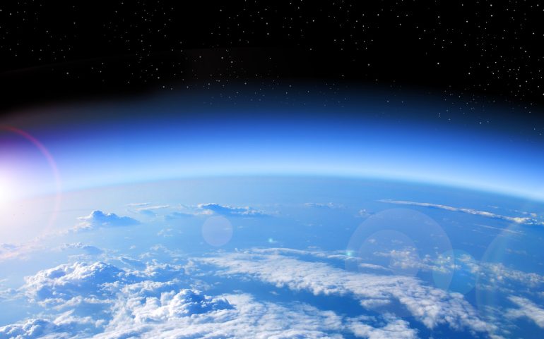 الغلاف الجوي.. خصائص الطبقات التي تشكل ملامح السماء