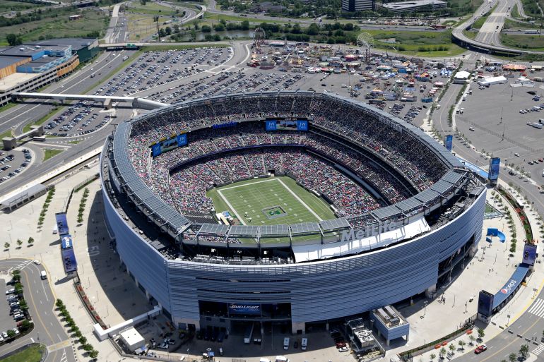 ملعب MetLife في شرق راذرفورد ، نيوجيرسي